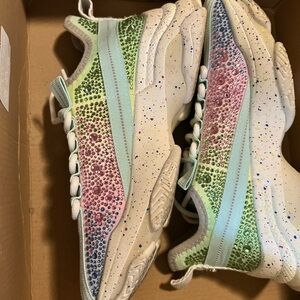 Steve Madden Maxima Rainbow gym shoes